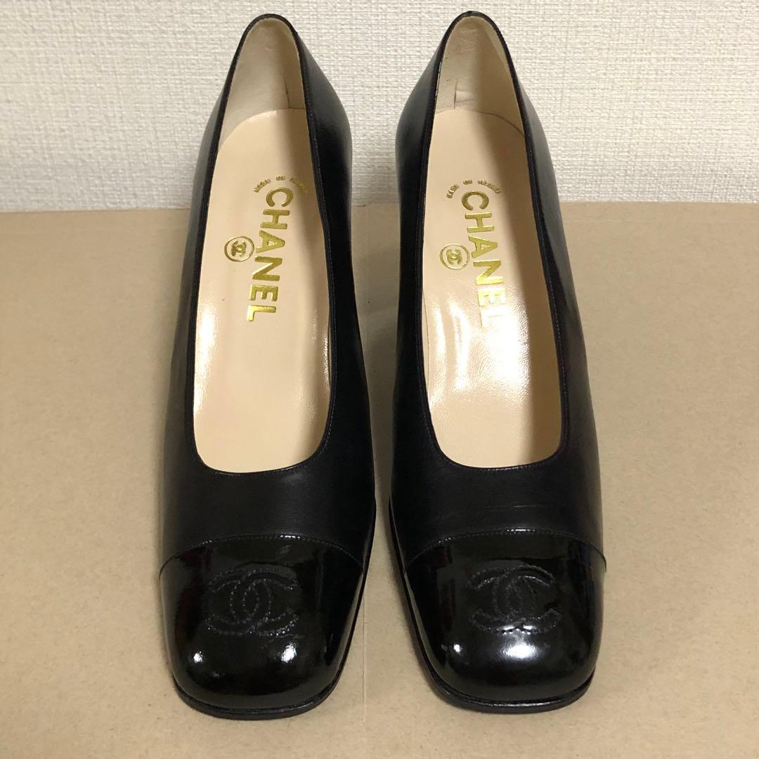 シャネル　CHANEL パンプス　ヒール　ロゴ　ココマーク　エナメル　ブラック