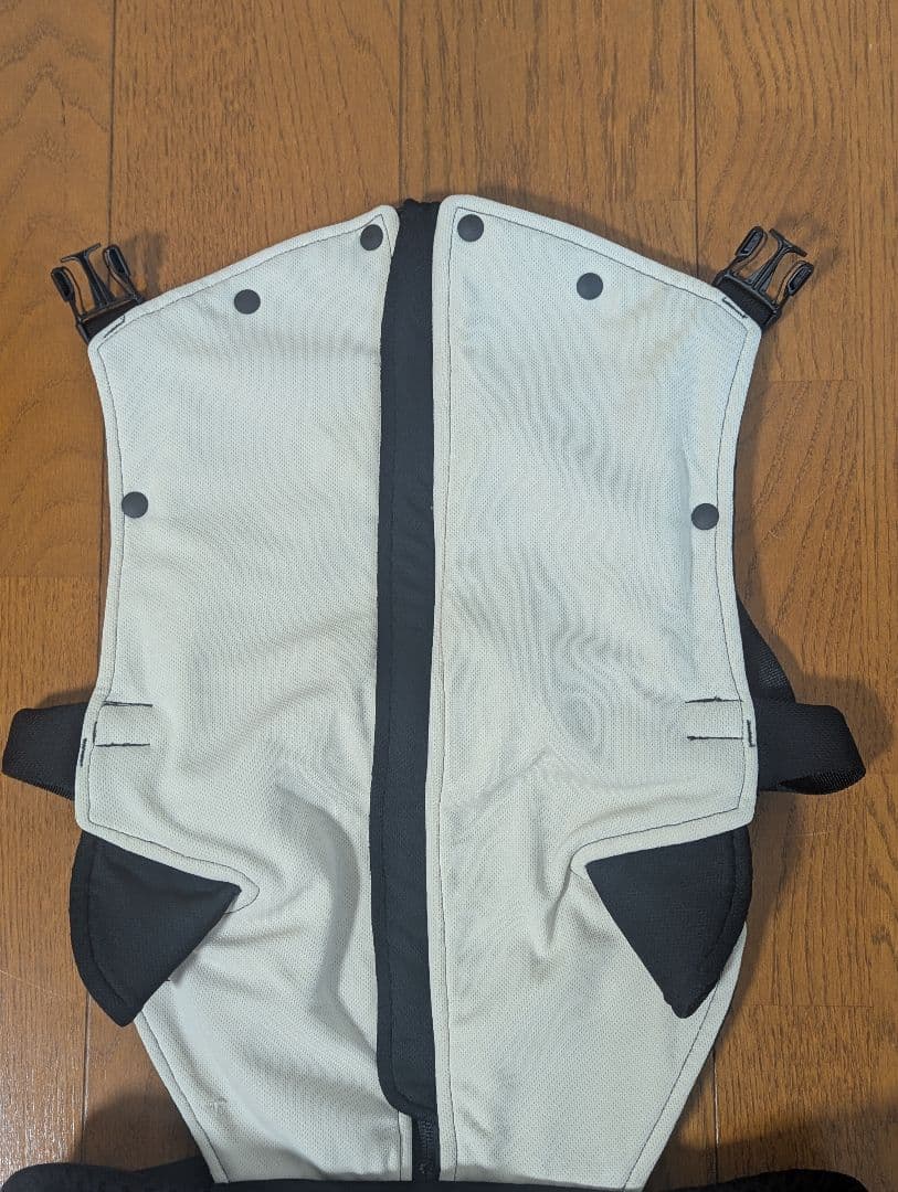 bebe swanべべスワン ベスト型抱っこ紐