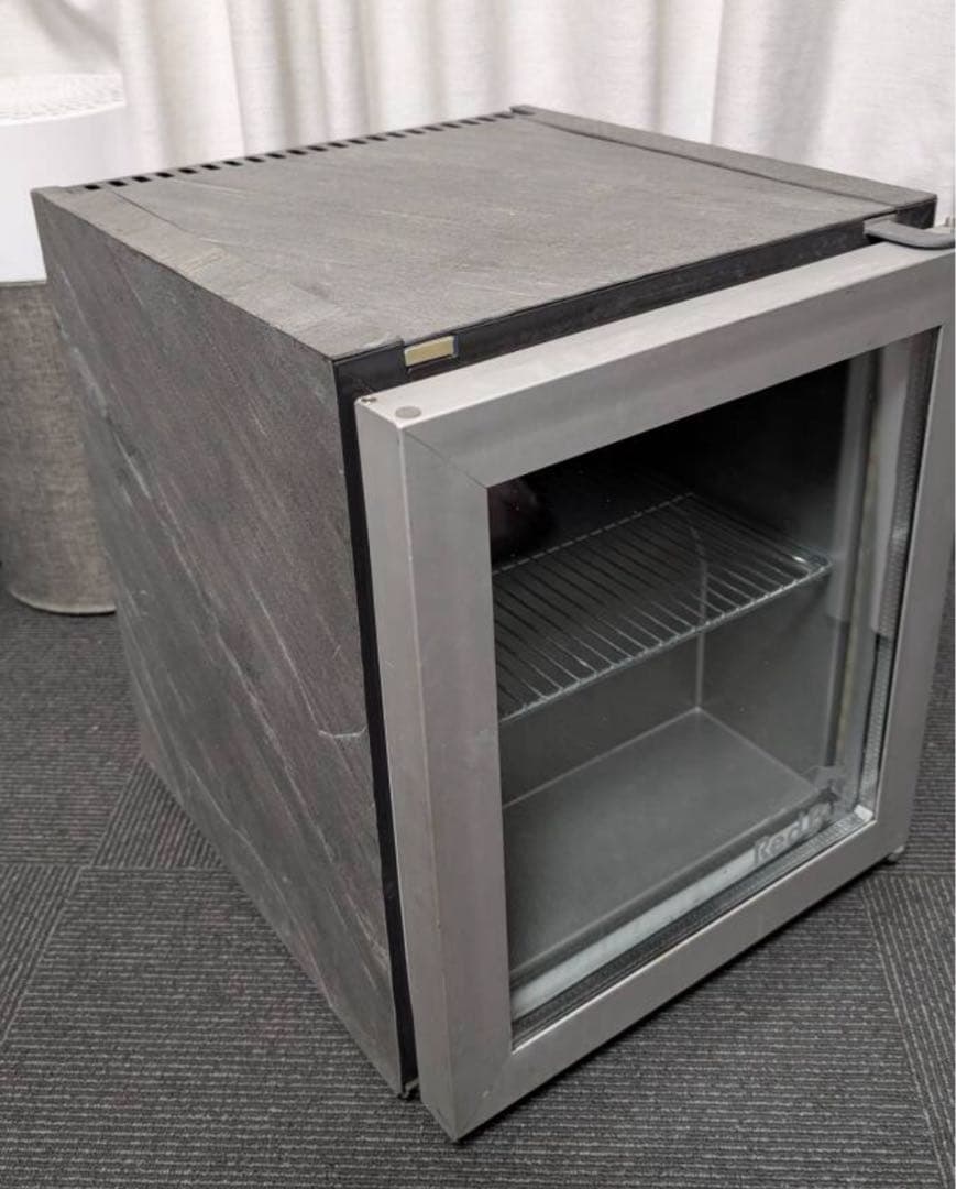 Red Bull 冷蔵庫 コンパクト ガラスドア