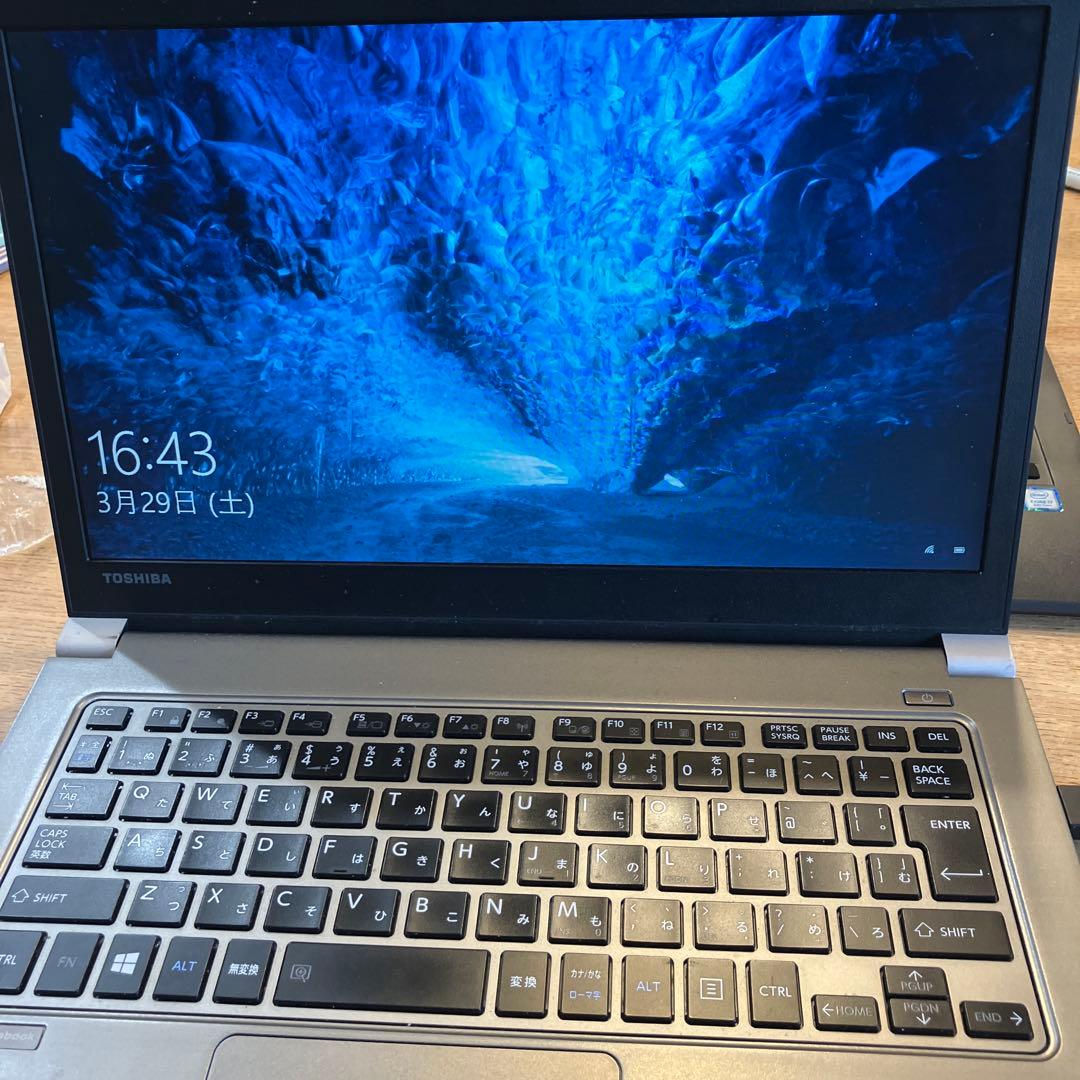 Dynabook i5-8250U 16GB SSD128G ノートパソコン軽量