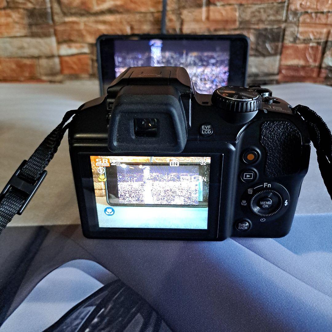 デジタル 一眼レフカメラ Fujifilm FinePix S9400W 美品