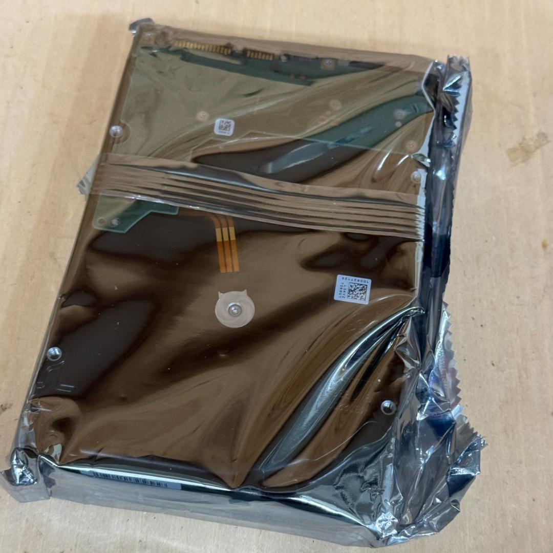 内蔵型ハードディスクドライブ Seagate IronWolf Pro 14TB ST14000NE0008