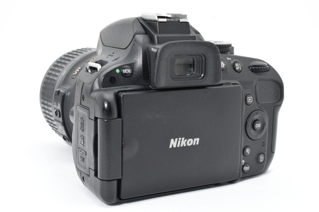 Nikon D5100 ニコン デジタル一眼レフカメラ レンズキット