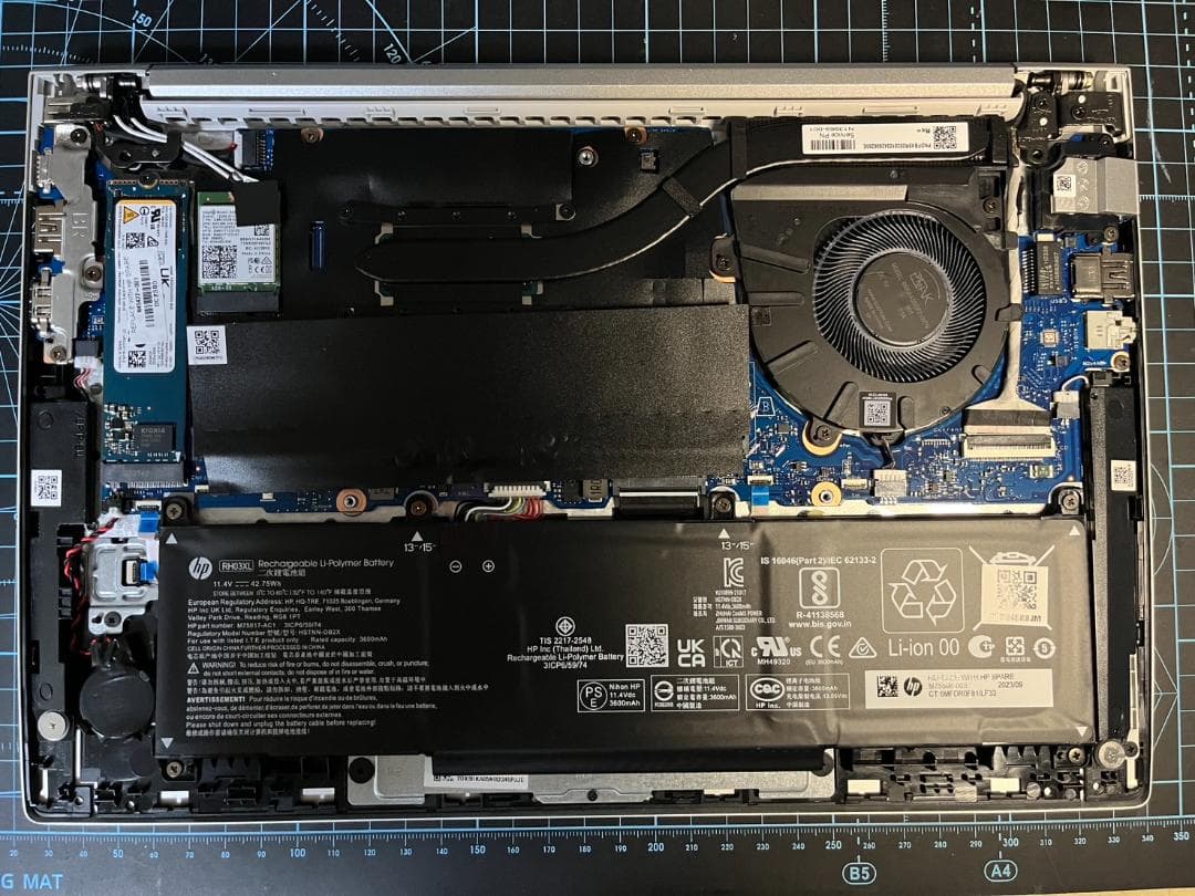 【23年製】HP EliteBook 630G10 メモリ32G SSD256G