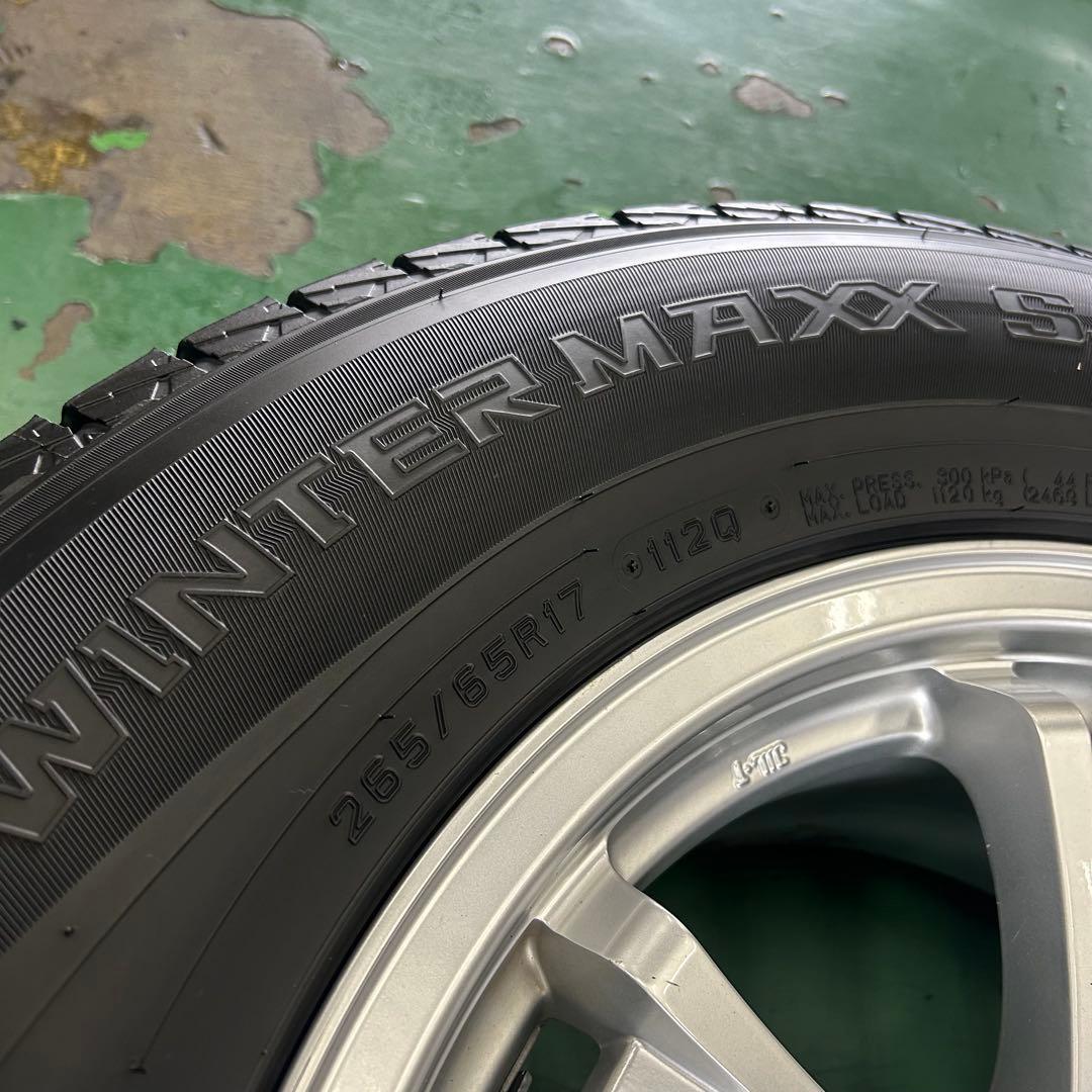 中古スタッドレス265/65R17ダンロップ　ランクルプラド、サーフなど