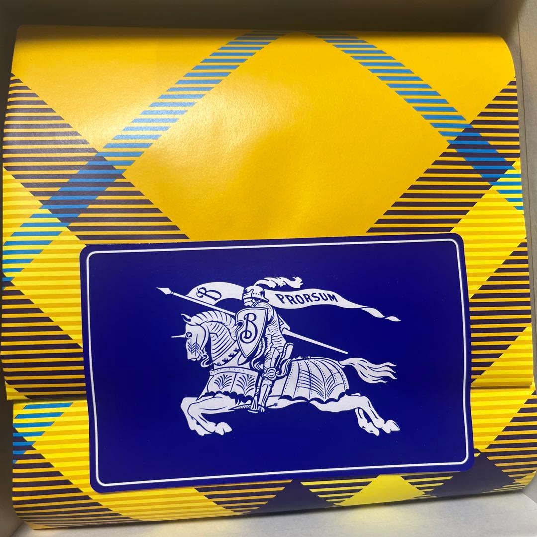 バーバリー BURBERRY チェック柄 シュシュ ベージュ・ブラウン・レッド