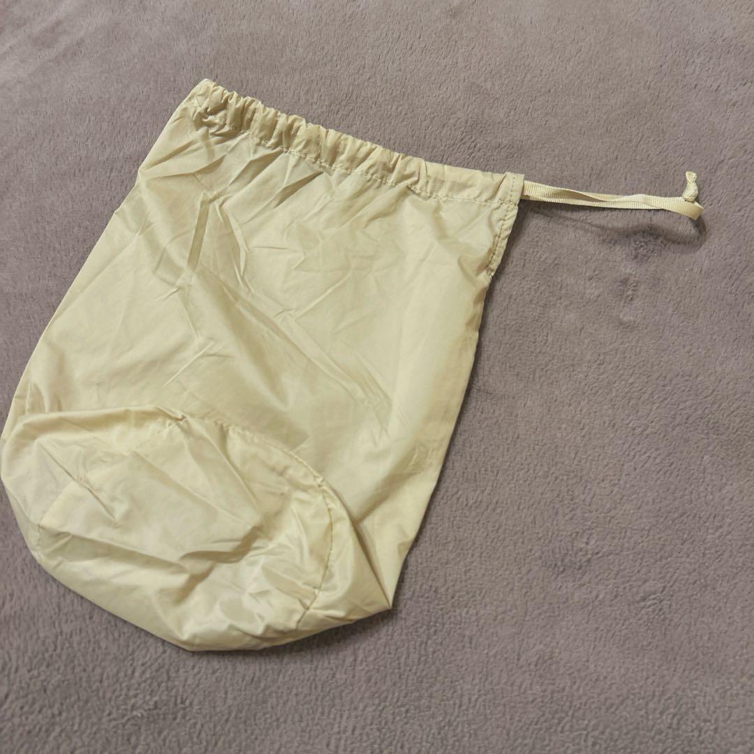 【未使用】ユニクロ ウルトラライトダウンベスト コントワーデコトニエ　XL