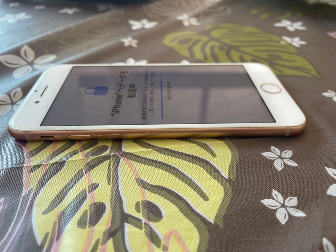 iPhone8 256GB SIMフリー　ゴールド
