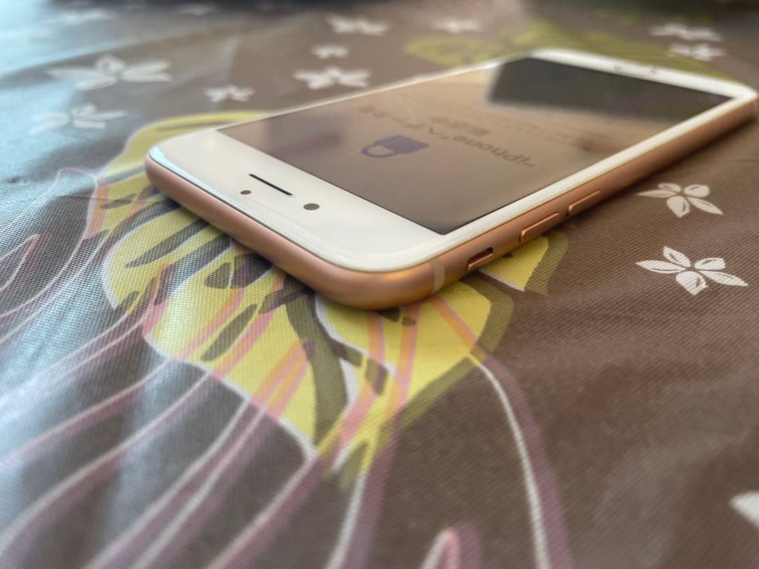 iPhone8 256GB SIMフリー　ゴールド