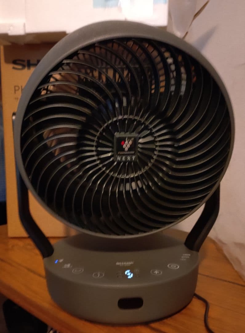 【新品同様】プラズマクラスターサーキュレーター PK18S02-B ブラック 黒