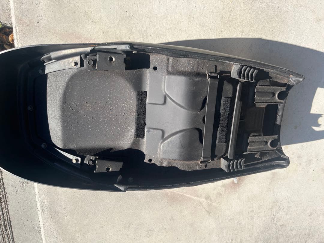 SR400 純正シート　エイジング