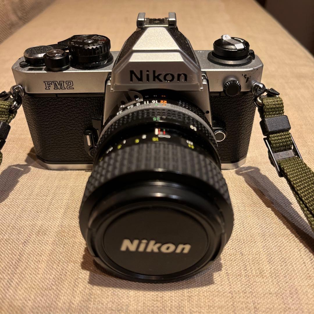 〈美品〉Nikon FM2 一眼レフカメラ Nikkorレンズ付き