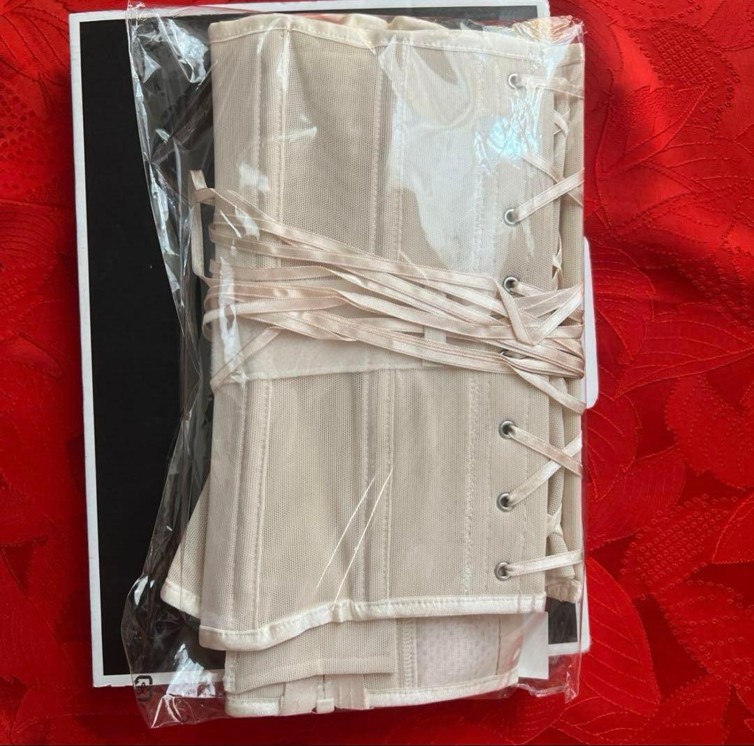 【XLサイズ】Venus ヴィーナス　コルセット 元鈴木さん ベージュ