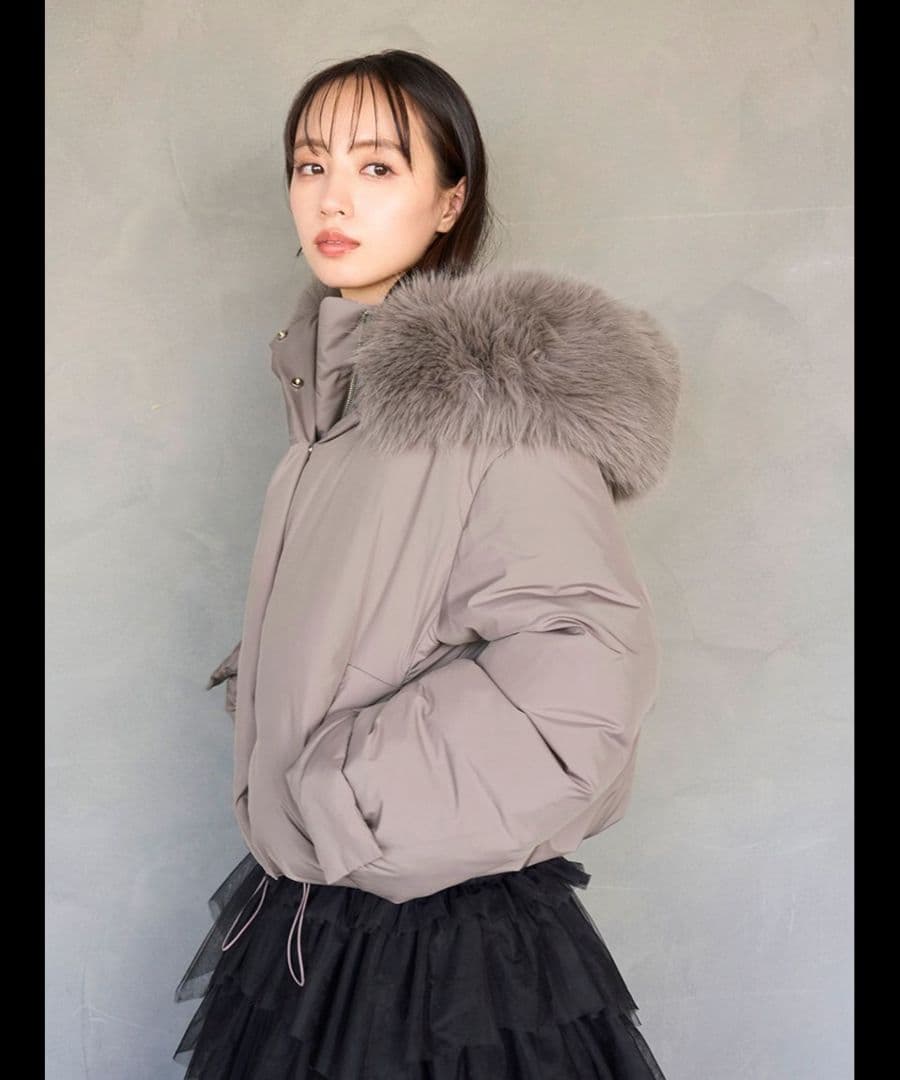 A*m様 新品タグ付　スナイデルグレー ファー付きショートダウンジャケット