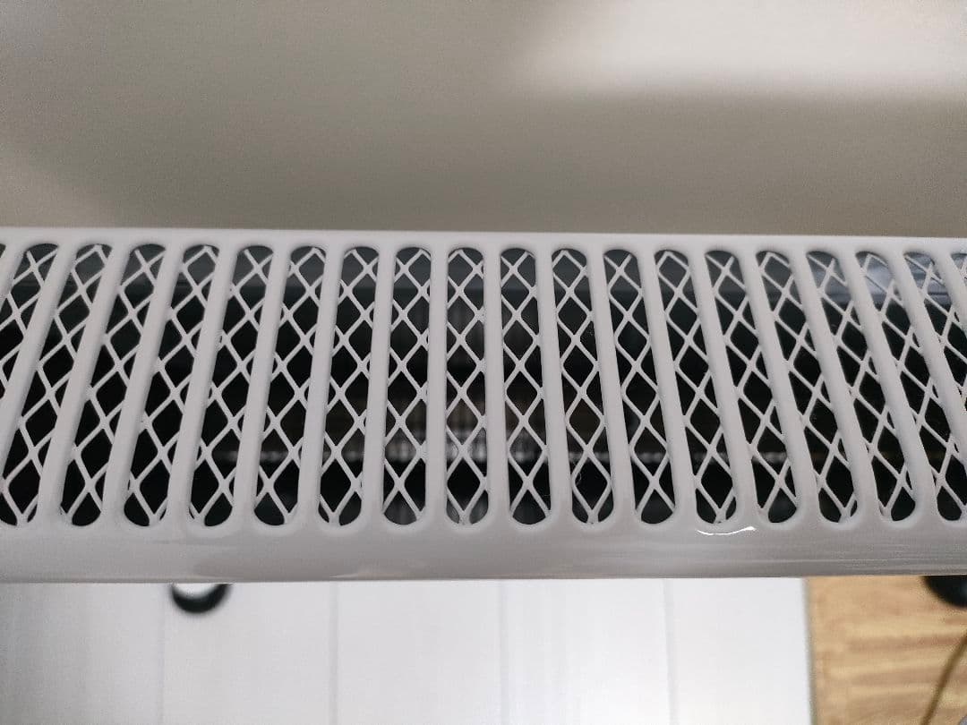 デロンギ　コンベクターヒーター