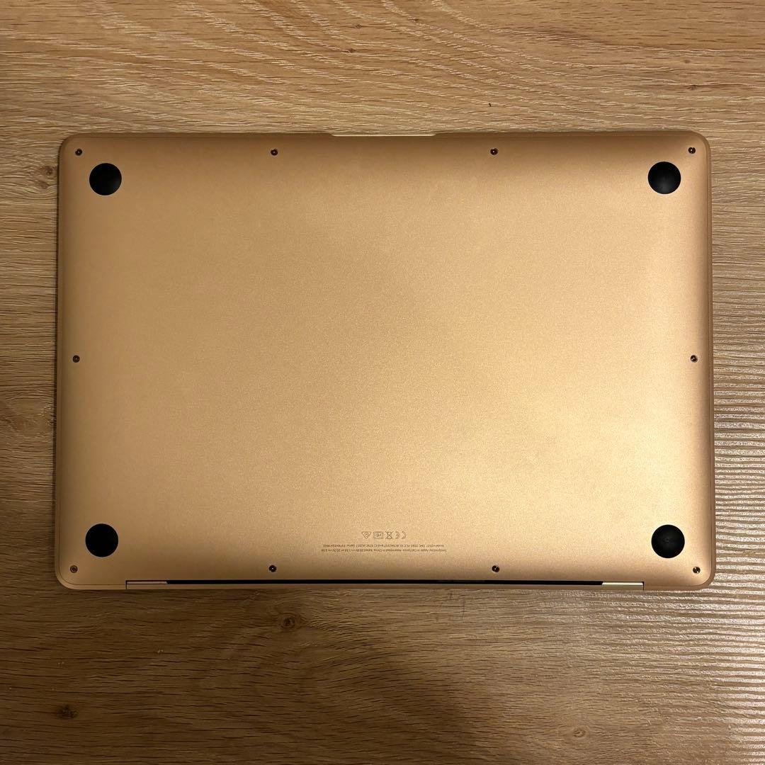 MacBook Air M1 ゴールド