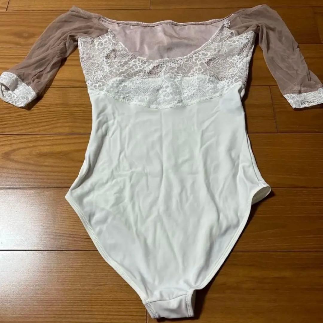 デラロミラノ レオタード