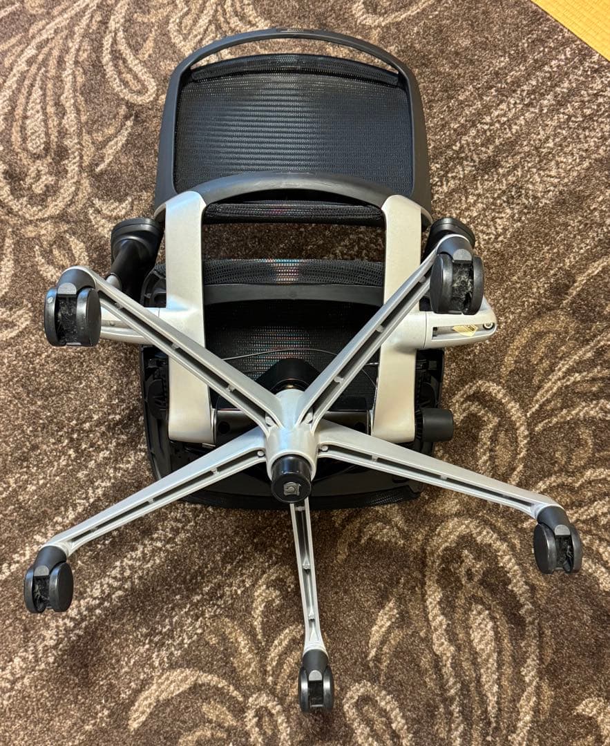 オカムラ バロン 5本脚 ハイバック 座メッシュ ブラック