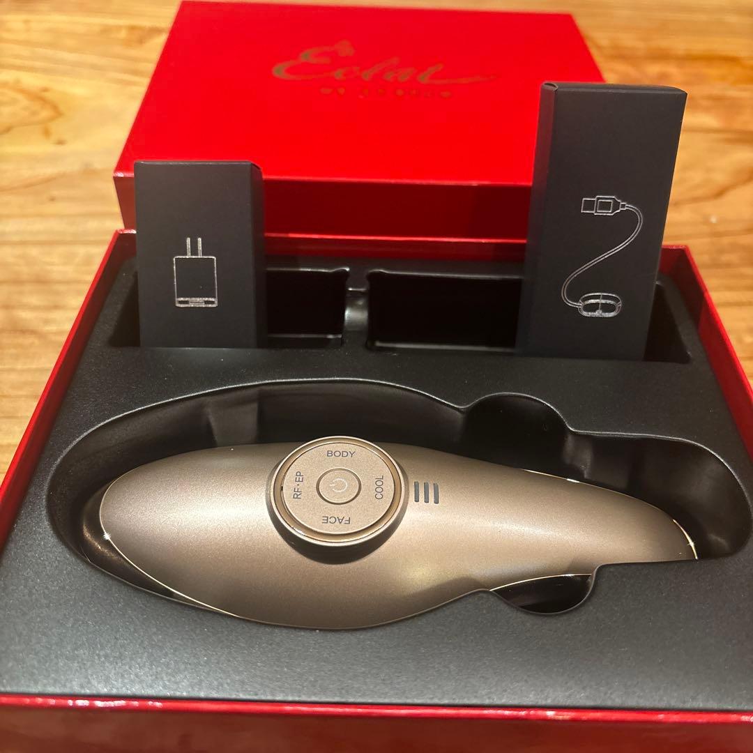 A*F様 【新品未使用品】Eclat ECL-02 美顔器 Ikko Mラボン・