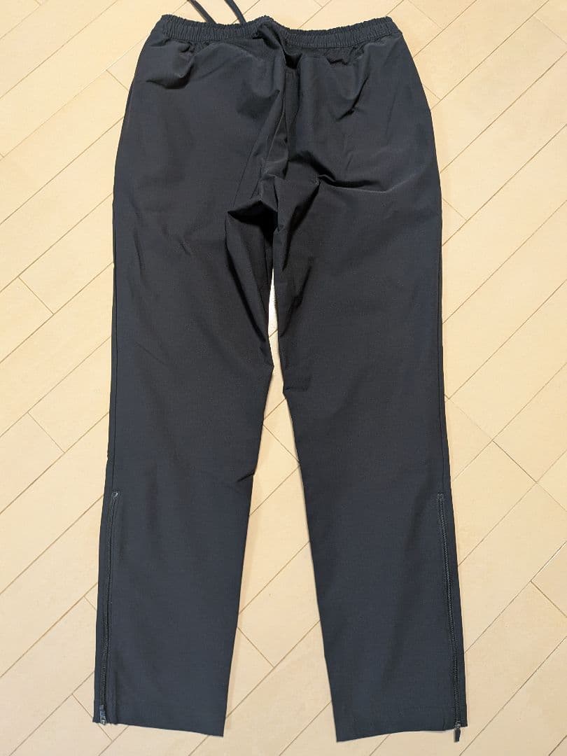 【 ASICS 】A-I-M ストレッチクロスグラフィックフーディーセットアップ