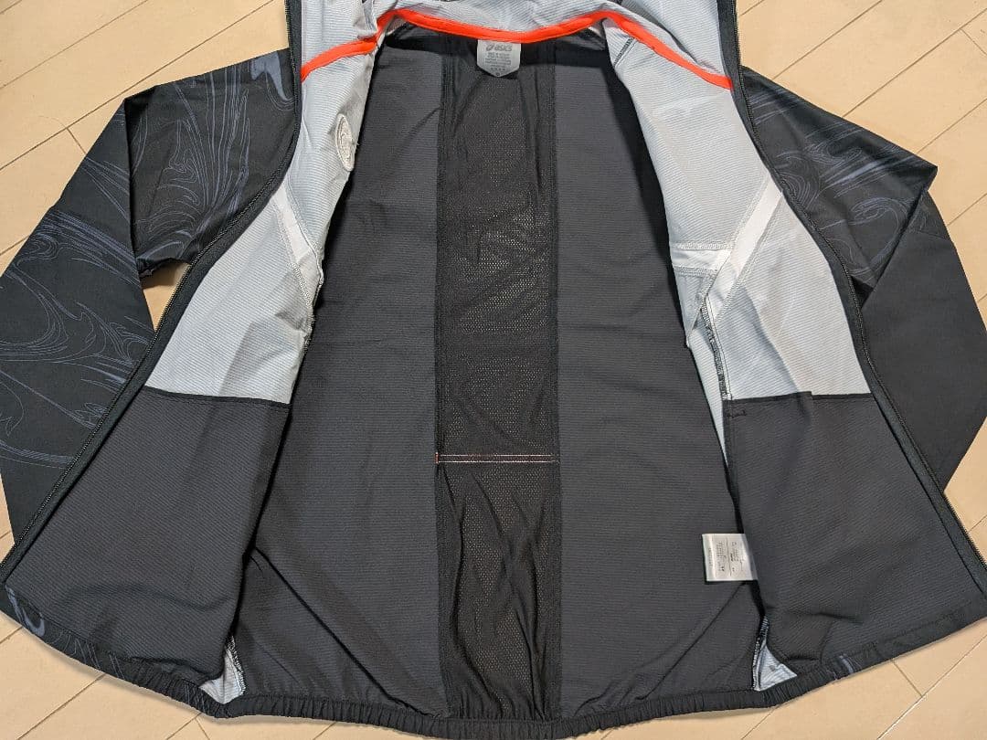 【 ASICS 】A-I-M ストレッチクロスグラフィックフーディーセットアップ