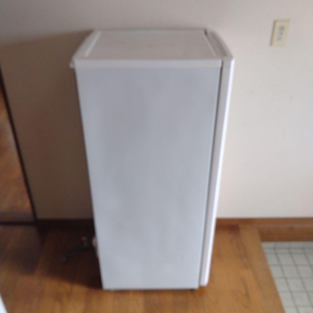 ホワイト フリーザー