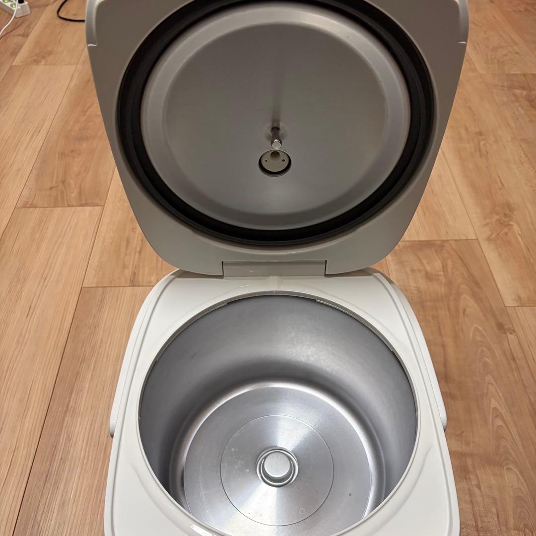 TIGER 炊飯器 一升炊き タイガー 23年製