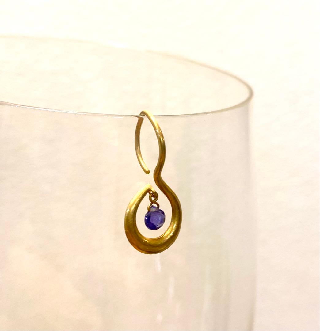 マリーエレーヌドゥタイヤック　ピアス　片耳