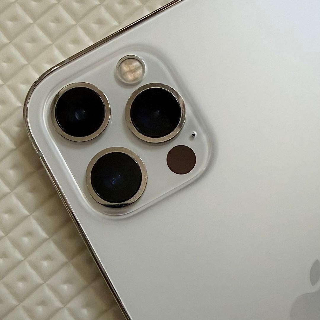 Apple iPhone 12 128GB シルバー