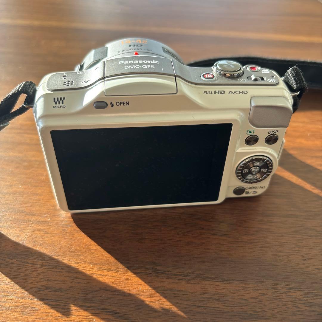 LUMIX GF5 ミラーレスカメラ
