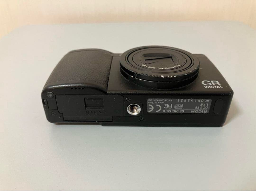 RICOH GR DIGITAL III リコー デジタルカメラ