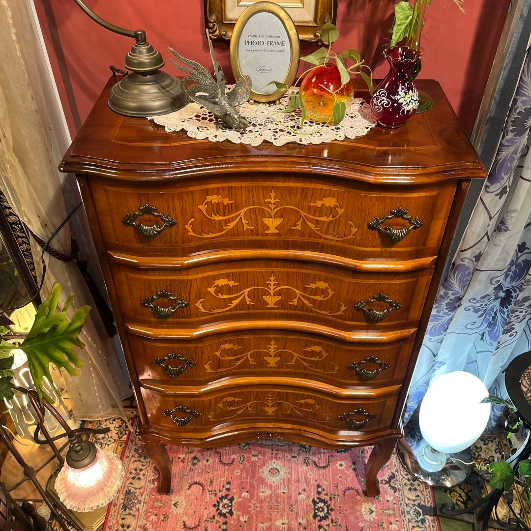 Sale 美品　コンパクトサイズ　アンティーク 象嵌　猫脚　４DRキャビネット