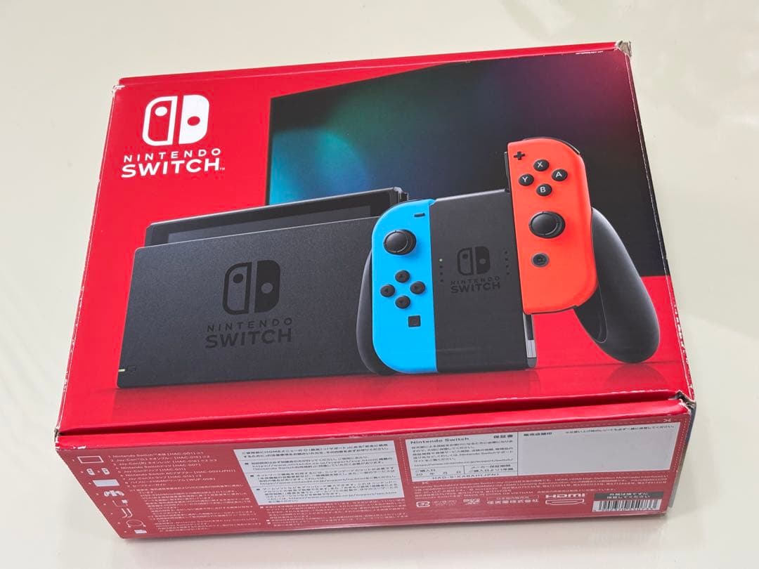 ぐ*様 Nintendo Switch 本体 青/赤 Joy-Con付き　新品同