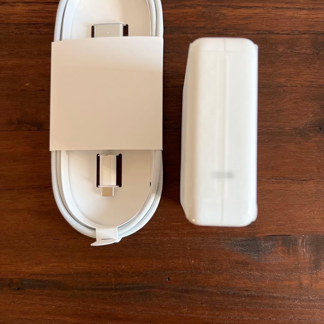 MacBook付属 96W USB-C 電源アダプタとケーブル A2166