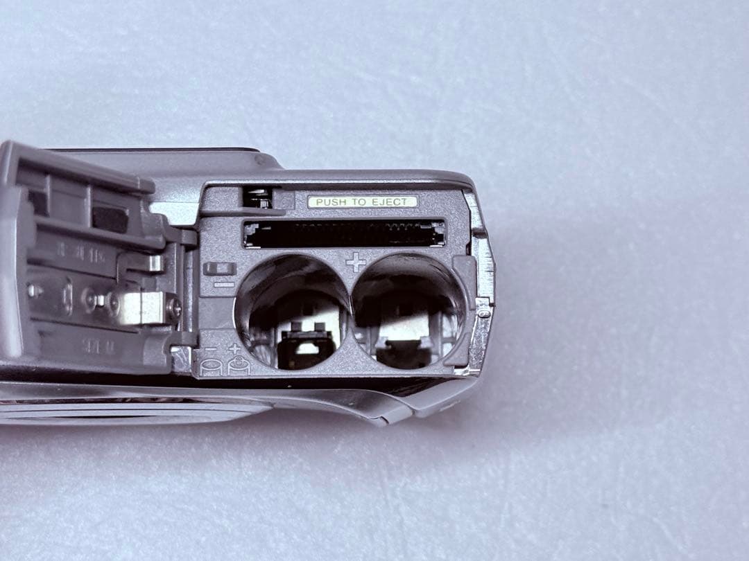 Fujifilm finepix A800 動作確認済 コンデジ 単3電池駆動