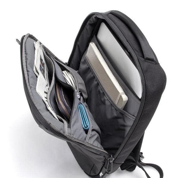 ★ 展示品 / 新品同様 / 稀少品★ Aer（エアー）スリムパック　8.5Ｌ