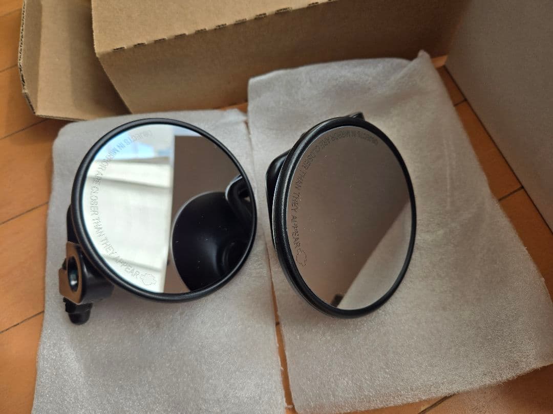 ハーレー バーエンドミラー（当方 RH975ナイトスターS）