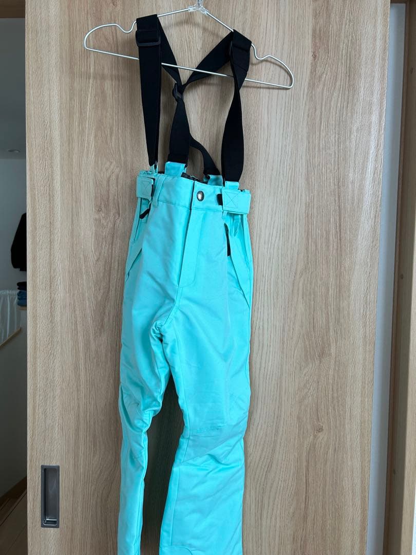 美品　スキーウェアセット130サイズ