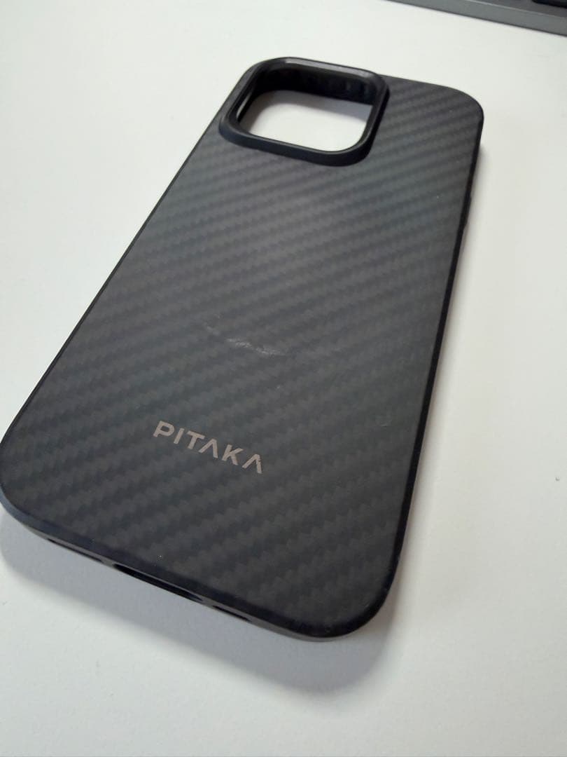 【美品】iPhone 15 Pro 256GB / PITAKA付