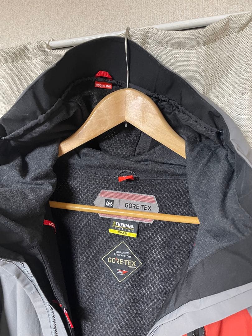 686 GORE-TEX GT ジャケット 22-23 Mサイズ 10回程度使用