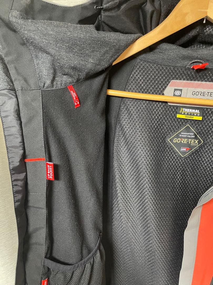 686 GORE-TEX GT ジャケット 22-23 Mサイズ 10回程度使用