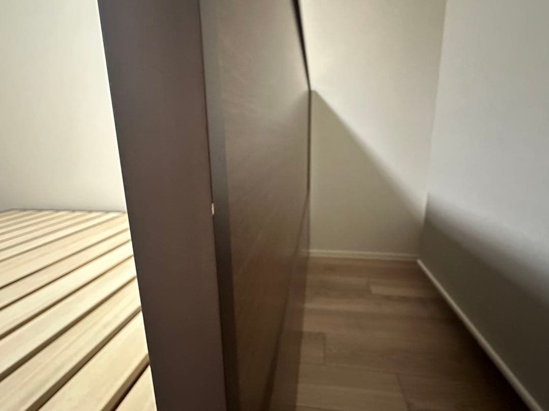 Simmons ダブルベッドフレーム(配送料込み)※直取引も可能です！