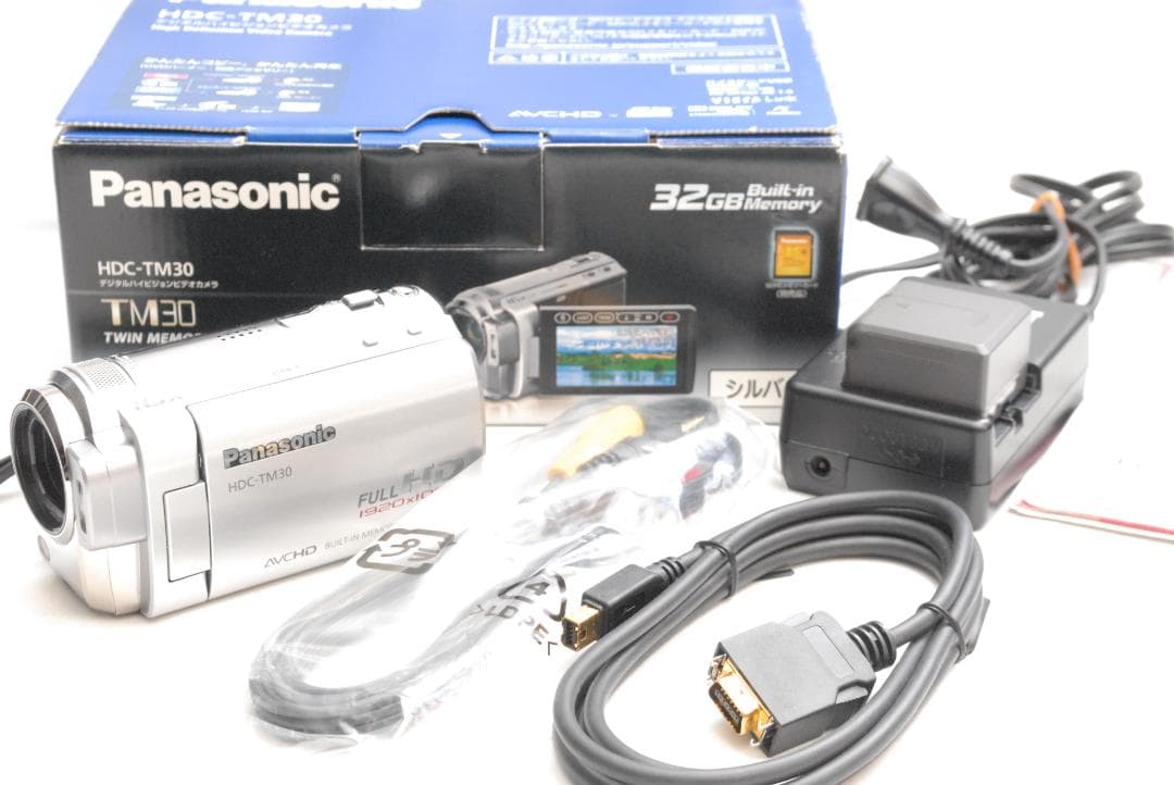 Panasonic デジタルハイビジョンカメラ HDC-TM30 (良品）