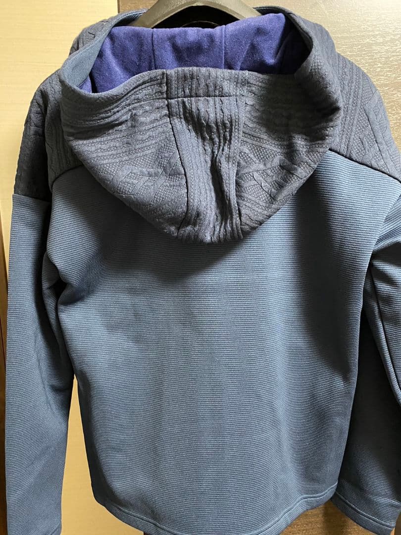 バボラレディースジャケット