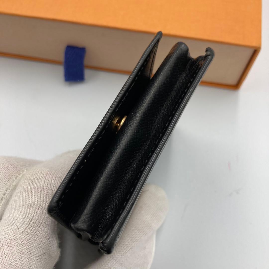 ！美品！　ルイヴィトン　ケース　エピ　ブラック　63A