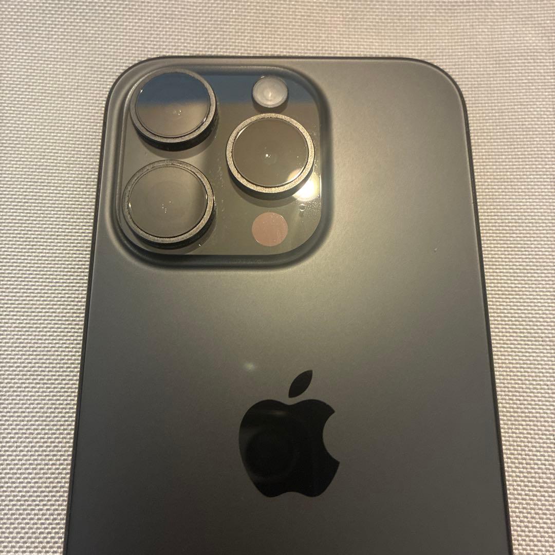 Apple iPhone 15 Pro 128GB【美品】