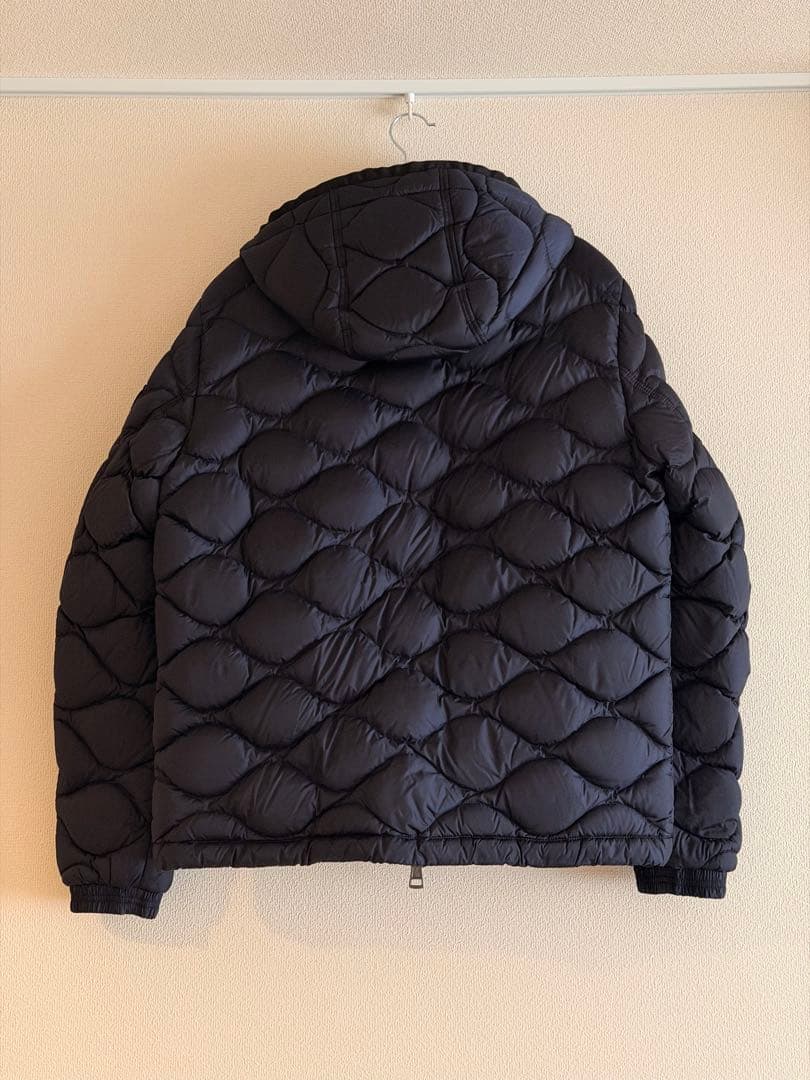 【てるいち】モンクレール ダウンジャケットMORANDIERES