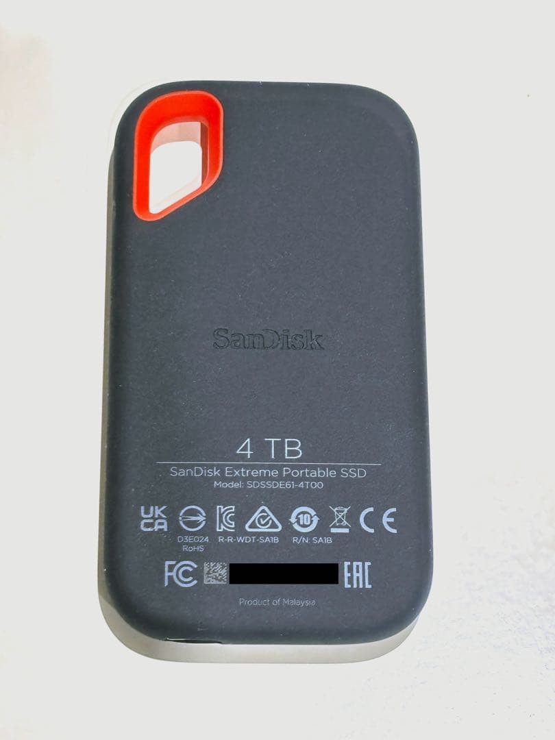 SanDisk Extreme Portable SSD 4TB 外付ポータブル