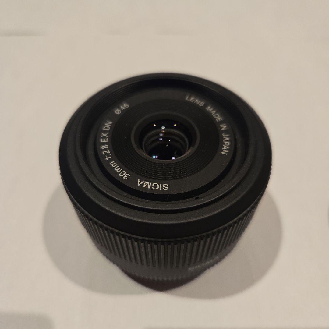 SIGMA 30mm F2.8 EX DN レンズ