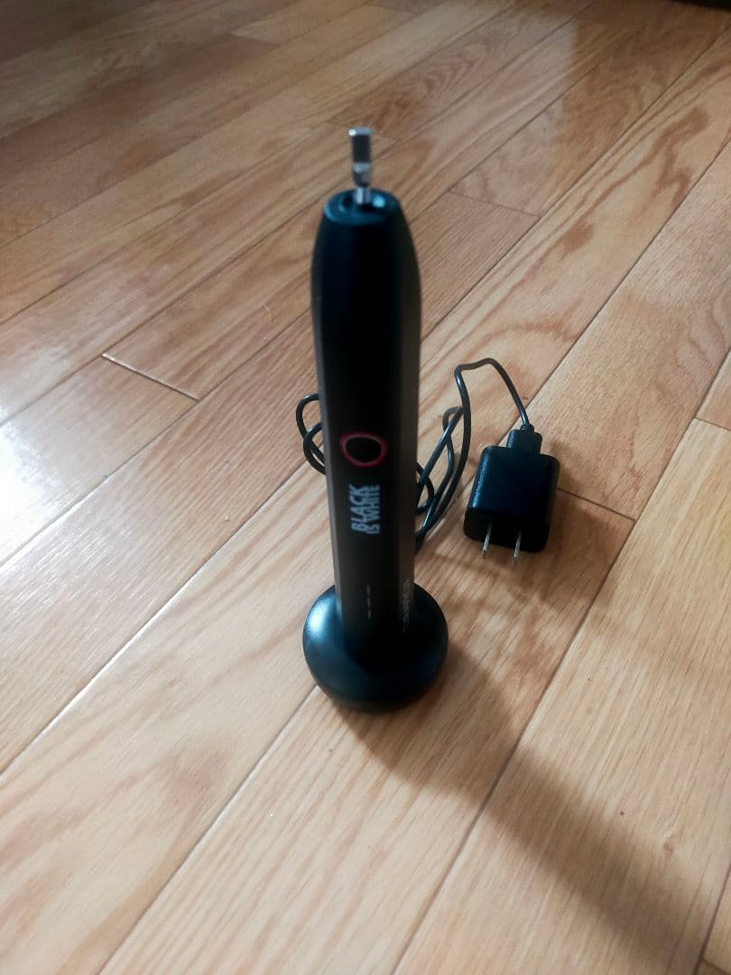 【☆状態良好☆】CURAPROX BLACK IS WHITE 　電動歯ブラシ